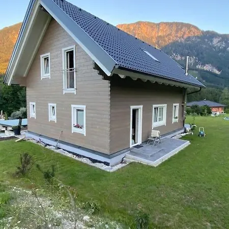 Ferienyogahaus Bergblick Neues Blockhaus! Dom wakacyjny