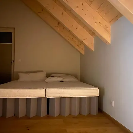 Ferienyogahaus Bergblick Neues Blockhaus! Ferlach